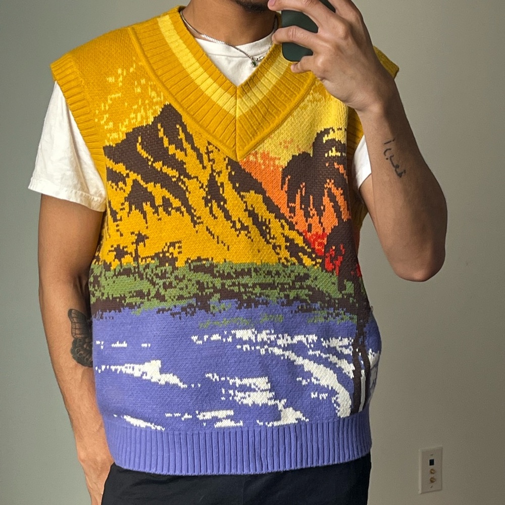 BDG MENS SWEATER VEST